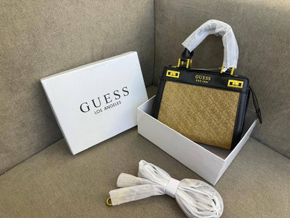 Guess
100 dhs✅
Good-quality 

with box
🎁🎁🎁

Zain35
♥️♥️♥️