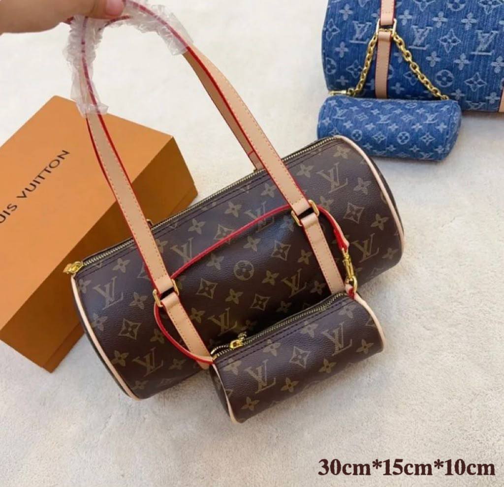LOUIS VUITTON ,

all are very good quality 

100 dhs🇦🇪🇦🇪

Zain295
♥️♥️♥️