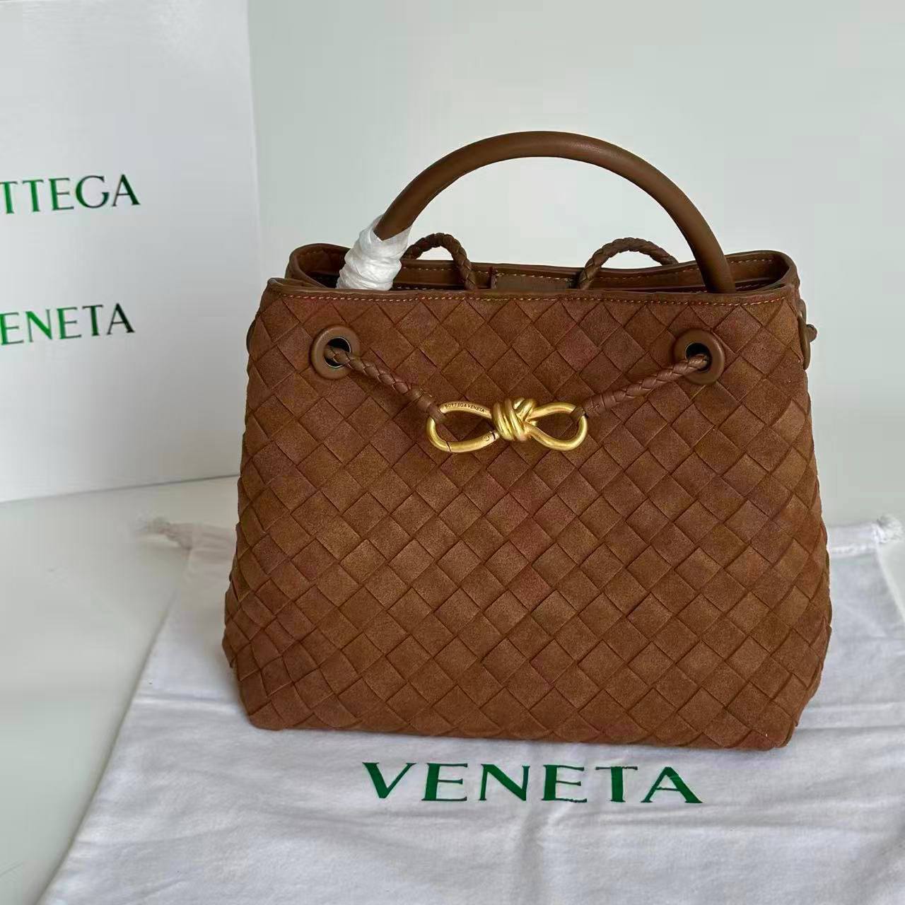 Bottega
Master
For Price 👇 WhatsApp✅
0568585901 
0507557372
0552275751 Owner Zain 👌

Zain131
♥️♥️♥️