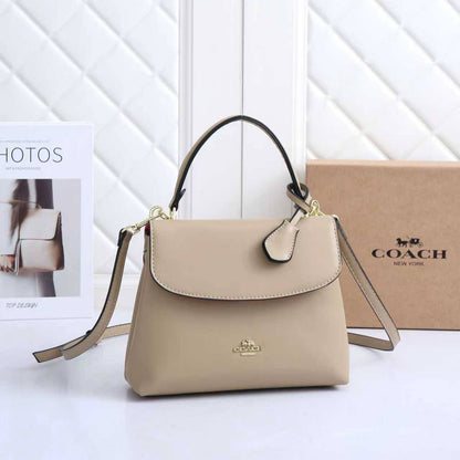 COACH
Best quality 

with box’s
🎁🎁🎁
110 dhs✅
size 22 cm

Zain290
♥️♥️♥️