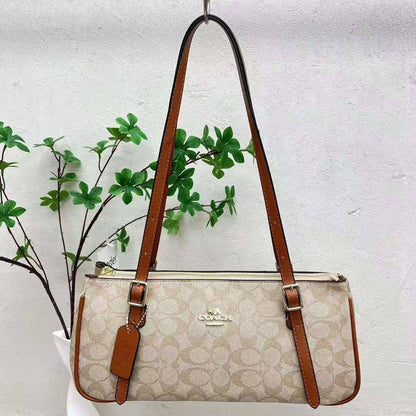 Coach
70 dhs❤️

Zain22
♥️♥️♥️