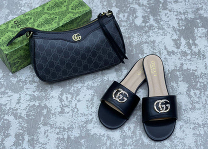 Gucci
Bag&shoes.   Set. 

150 dhs🗽
Size 36 to 41

Zain175
♥️♥️♥️