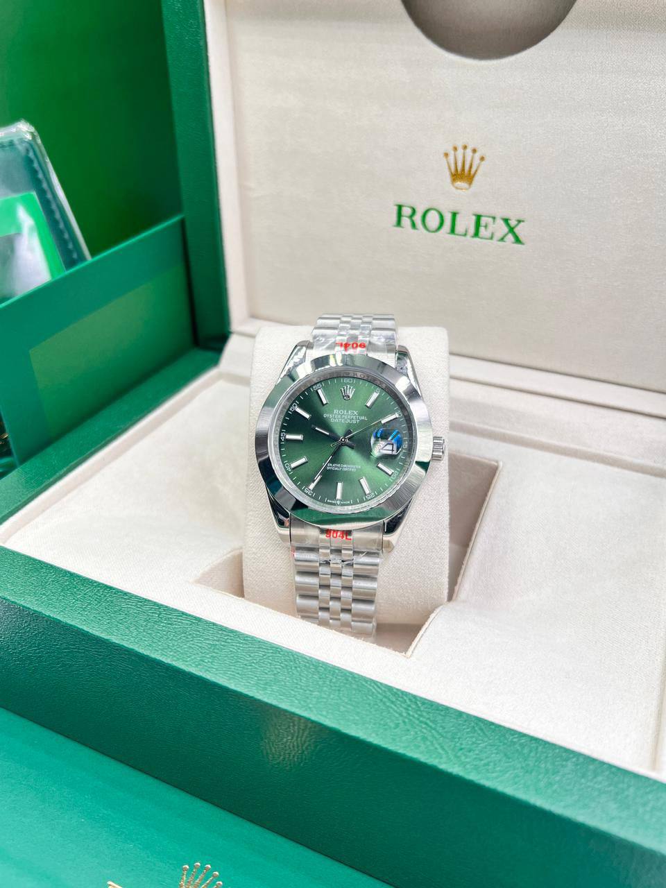 Rolex
High Quality
180 dhs✅

Zain85
♥️♥️♥️