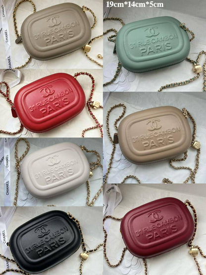 CHANEL
 COPY ONE 
WITH BOX
130 dhs✅

Zain295
♥️♥️♥️