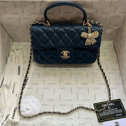 Chanel Master
20cm🥰 
330 dhs💓

Zain228
♥️♥️♥️