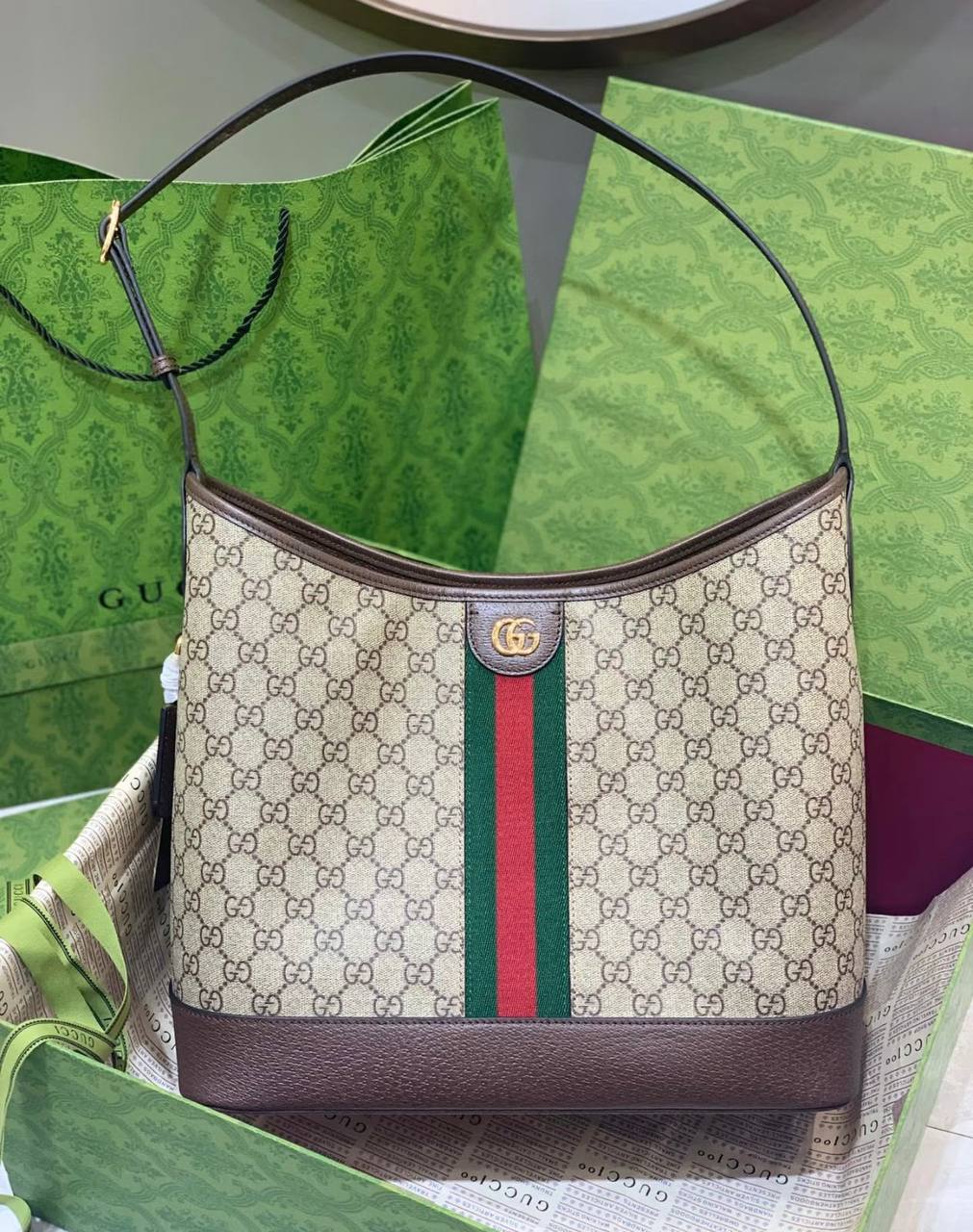 GUCCI
 COPY ONE
BIG SIZE(without box) 150 DHS✅
SMALL SIZE WITH BOX 140 DHS✅

Zain295
♥️♥️♥️