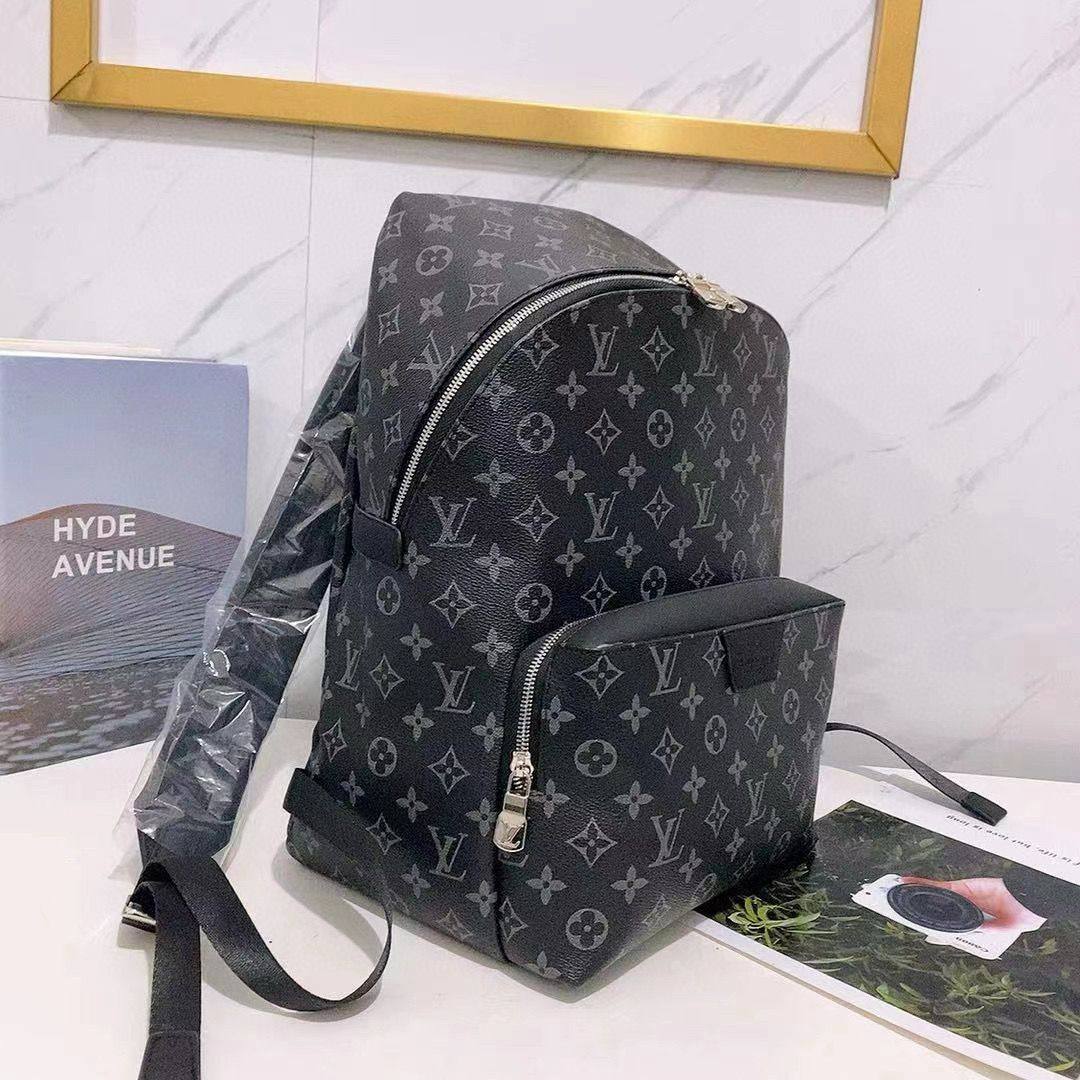 LV
 BACKPACK 
COPY ONE 
180 dhs✅

Zain39
♥️♥️♥️