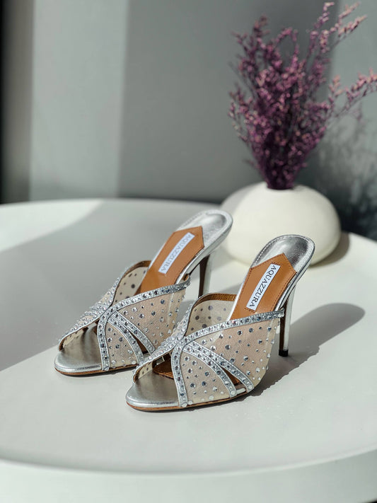 Aquzzura 🩵💛
*36-41*
_Super master high quality_🪡
450 dhs✅

Zain176
♥️♥️♥️