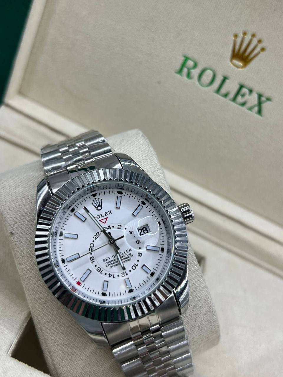 Rolex
Good Quality
80 dhs💓

Zain277
♥️♥️♥️