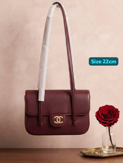 Chanel

Good quality 

with box 
115 dhs🇦🇪🇦🇪

Zain186
♥️♥️♥️