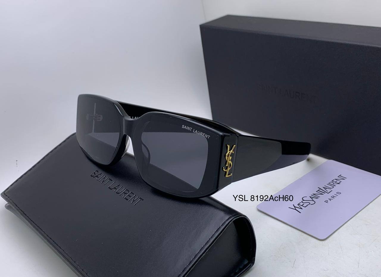 Master quality 
sunglasses 
180 dhs❣️

Zain126
♥️♥️♥️
