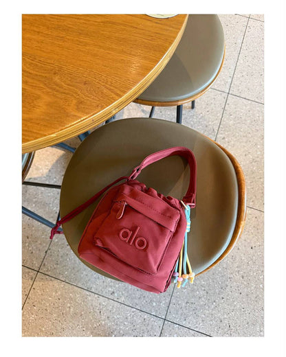ALO
70 dhs🇦🇪🇦🇪
size 20×10×19cm

Zain42
♥️♥️♥️