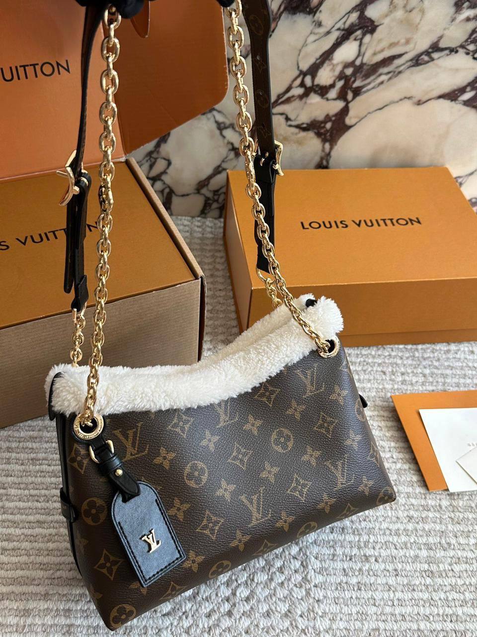 Chanel - LV 
Master ++++
For Price 👇 WTSP Text Zain 0568585901

Zain192
♥️♥️♥️