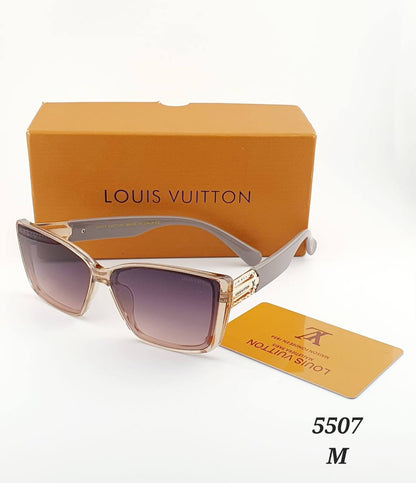 LV Sunglasses
65 dhs✅

with box
🎁🎁🎁

Zain182
♥️♥️♥️