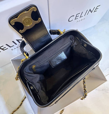CELINE 
NEW CAME HIGH QUALITY 
WITH BOX 
🎁🎁🎁

125 dhs🇦🇪

Zain39
♥️♥️♥️