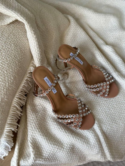 AQUAZZURA 

36 to 41

430 dhs🇦🇪🇦🇪🇦🇪

Zain288
♥️♥️♥️