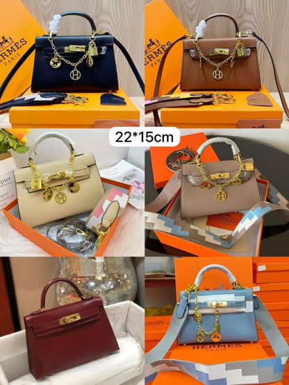 💗Hermes Killy 
1⃣️ First quality
 + chain⛓️+ 2 strap +🎁
Size : 22 *15 *7 cm
90 dhs✅
with box🎁

Zain115
♥️♥️♥️
