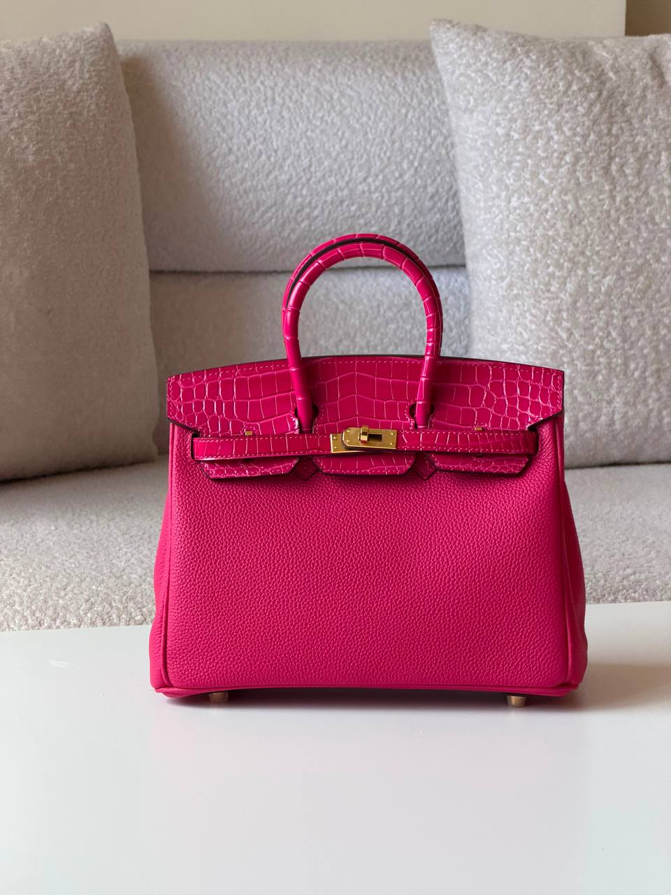 Hermes
Birkin 25cm💥Master quality ✅with box📦
610 dhs✅

Zain52
♥️♥️♥️