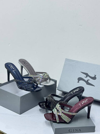 Gina
  (𝟗𝐂𝐌)
💯high quality
Size 36-37-38-39-40-41
115 dhs✅

Zain86
♥️♥️♥️
