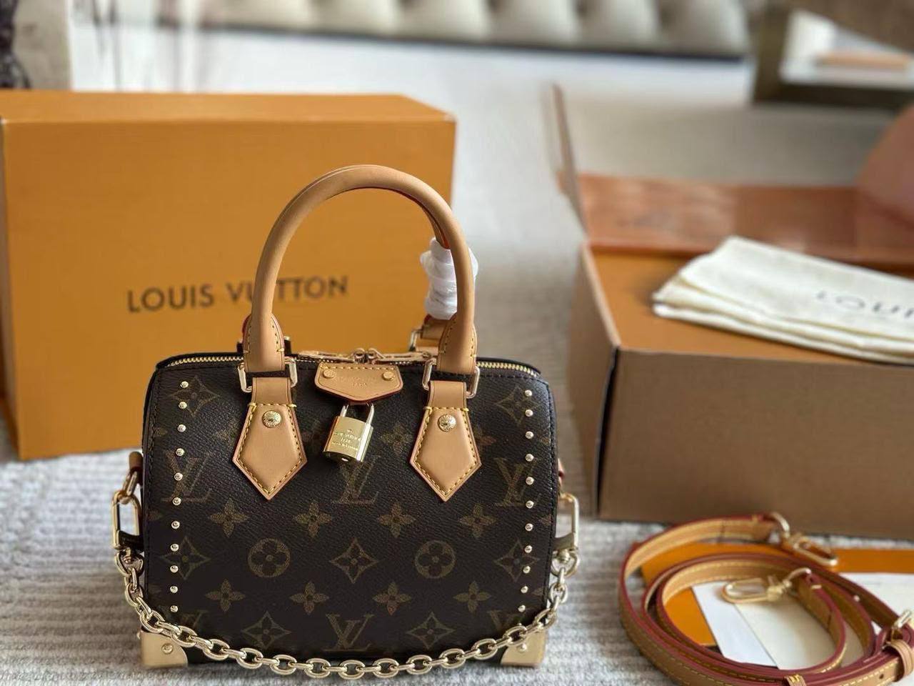 💓 Master 
LV 
For Price 👇 WhatsApp✅
0568585901 
0507557372
0552275751 Owner Zain 👌

Zain192
♥️♥️♥️