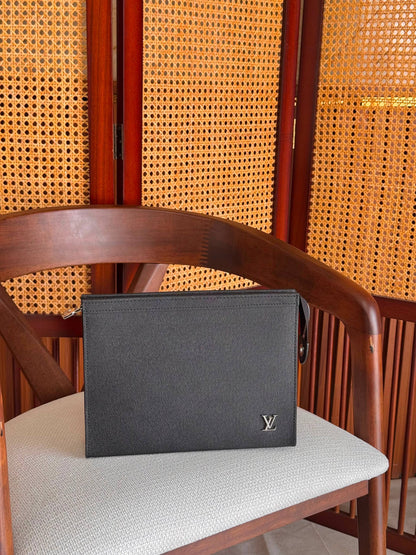 LV
600 dhs🇦🇪🇦🇪
*AVAILABLE NOW*🤍

Zain284
♥️♥️♥️