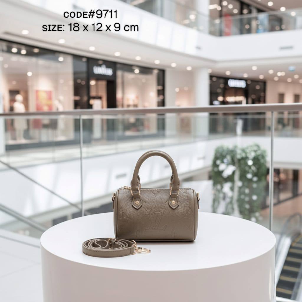 LV  nano
ʙᴀɴᴅᴏᴜʟɪᴇʀᴇ ᴍɪɴɪ
ᴍᴏɴᴏɢʀᴀᴍ ʟᴇᴀᴛʜᴇʀ
sɪᴢᴇ: 18 cm
ᴡɪᴛʜ ғᴏʟᴅᴇᴅ ᴍᴀɢɴᴇᴛɪᴄ BOX
🎁🎁🎁

75 dhs🪙🌨️

Zain31
♥️♥️♥️
