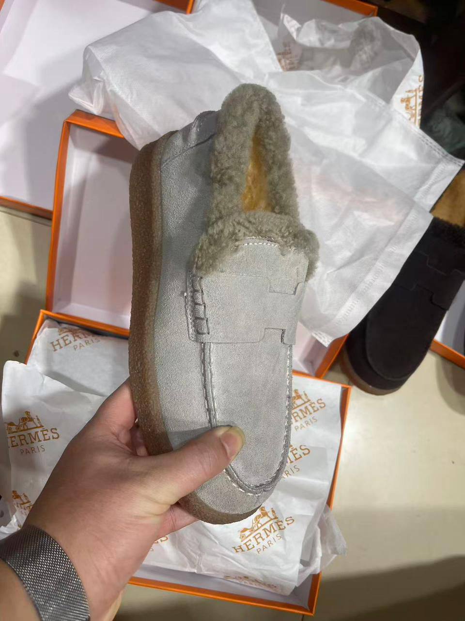 Hermes

Size 36 to 40

110 dhs🪙🌨️

Zain146
♥️♥️♥️