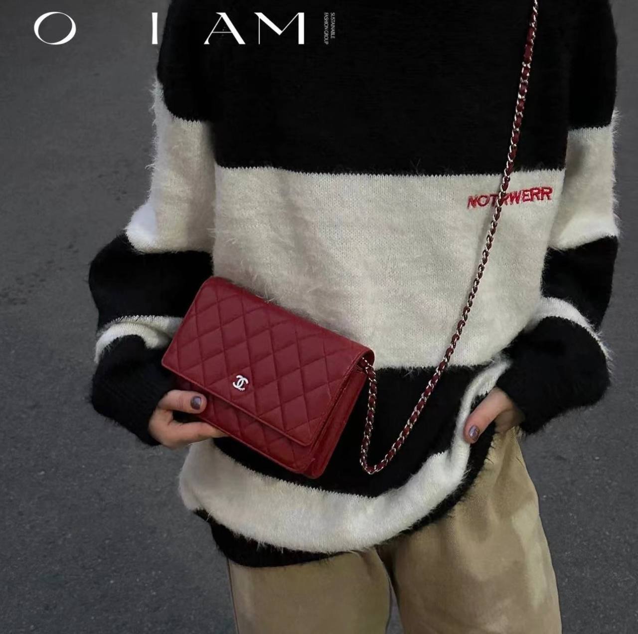 CHANEL

 NEW CAME 

GOOD QUALITY 

WITH BOX 

90 DHS🇦🇪🇦🇪🇦🇪

Zain295
♥️♥️♥️