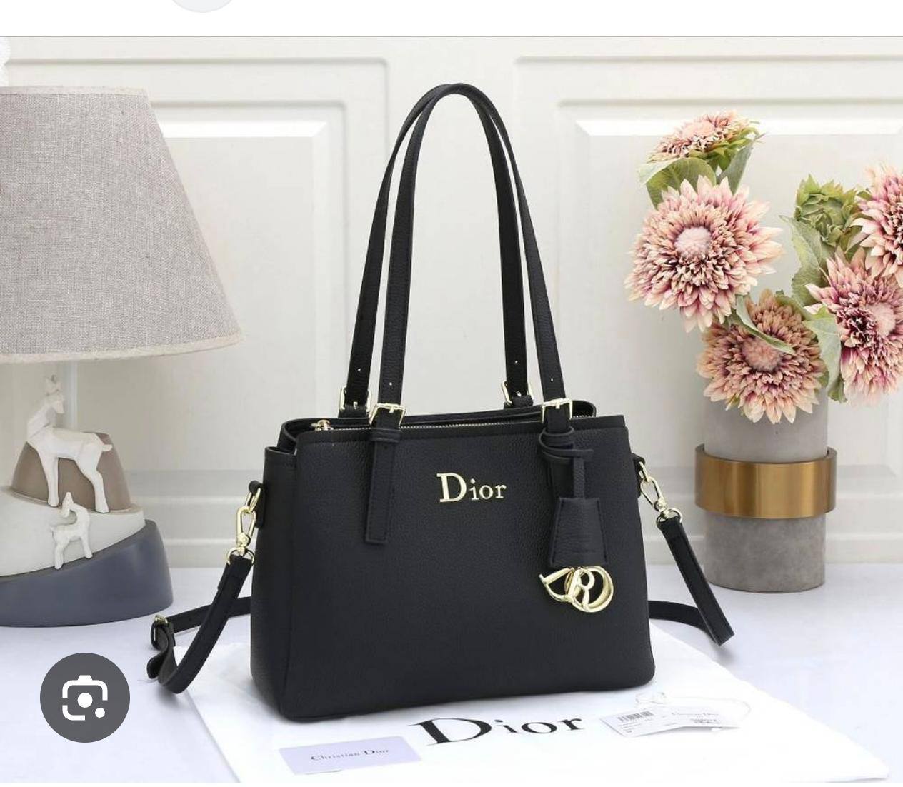 DIOR 
GOOD quality 
115 dhs✅

Zain200
♥️♥️♥️