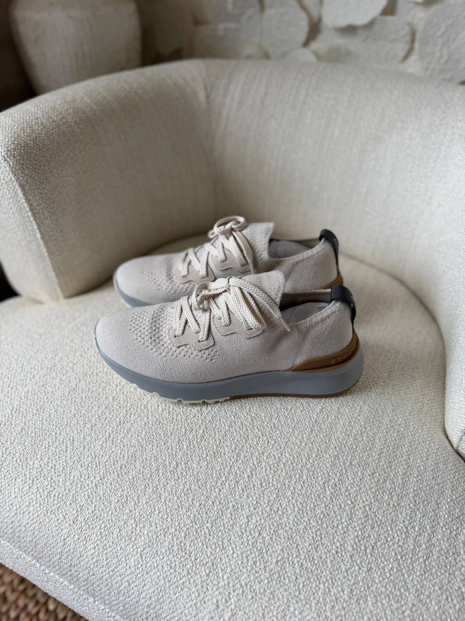 BRUNELLO CUCINELLI
*VIP QUALITY*
*SIZE: 40 TO 46*
500 dhs🇦🇪

Zain185
♥️♥️♥️