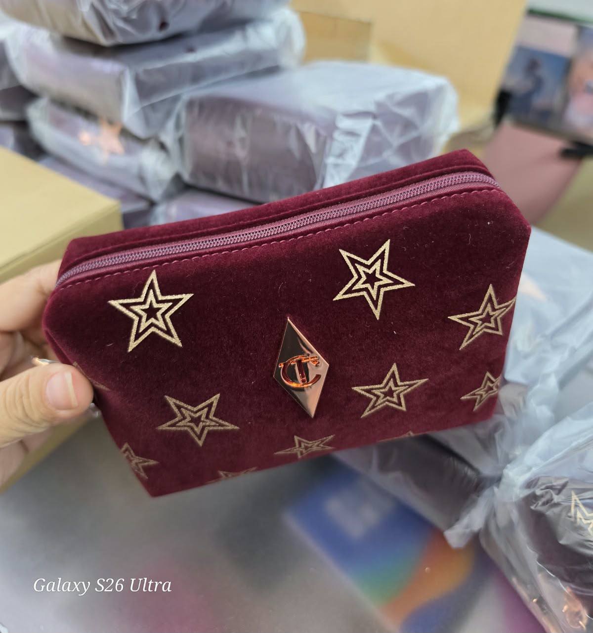 Charlotte pouch 

65 dhs

Zain36
♥️♥️♥️