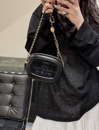 CHANEL 

COPY ONE 

WITH BOX 
🎁🎁🎁

140 dhs✅

Zain295
♥️♥️♥️