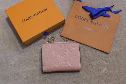 LV Wallet
For Ladies
Master Quality
110 dhs✅

Zain33
♥️♥️♥️