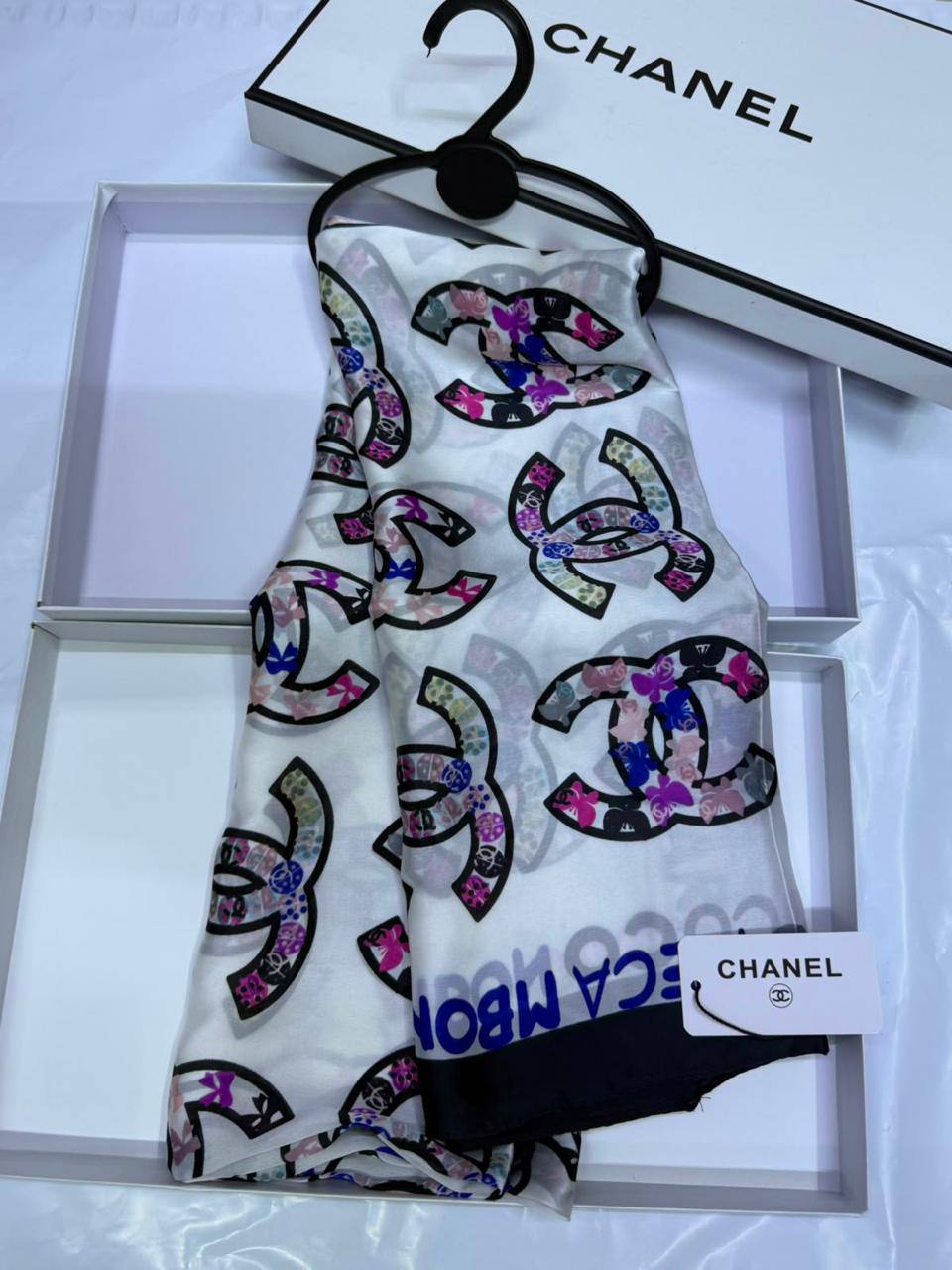 silk scarf 
40 dhs

Zain93
♥️♥️♥️