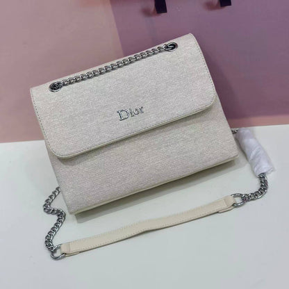 DIOR

best quality 
without box

100 dhs🇦🇪🇦🇪🇦🇪

size29CM

Zain290
♥️♥️♥️