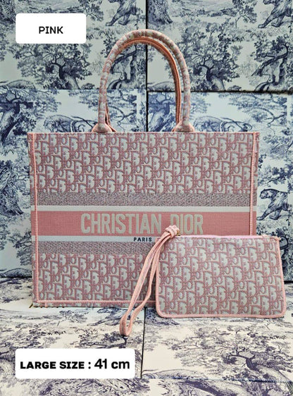 CHRISTIAN DIOR
ʙᴏᴏᴋᴛᴏᴛᴇ ᴛᴏᴛᴇʙᴀɢ
ᴡɪᴛʜ ᴢɪᴘᴘᴇʀ ᴘᴏᴜᴄʜ
ᴄᴀɴᴠᴀs ᴇᴍʙʀᴏɪᴅᴇᴅ 
sɪᴢᴇ : 41 cm

105 dhs❤️

Zain31
♥️♥️♥️