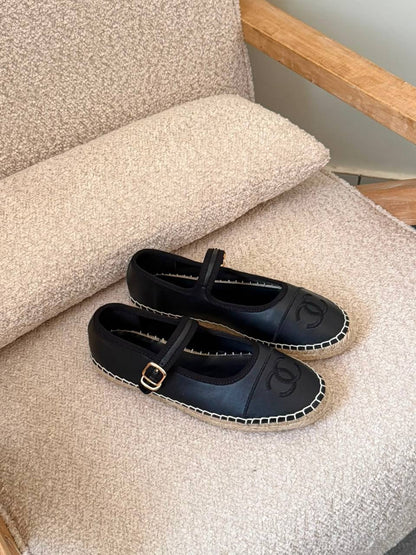 Chanel 🖤
✨ 𝐍𝐞𝐰 𝐂𝐨𝐥𝐥𝐞𝐜𝐭𝐢𝐨𝐧 ✨
✨ 𝐒𝐮𝐩𝐞𝐫 𝐌𝐚𝐬𝐭𝐞𝐫 𝐐𝐮𝐚𝐥𝐢𝐭𝐲 ✨
✨ 𝐀𝐯𝐚𝐢𝐥𝐚𝐛𝐥𝐞 𝐍𝐨𝐰 ✨
𝐒𝐢𝐳𝐞𝐬: 𝟑𝟔 — 𝟒𝟏
450 dhs💛

Zain298
♥️♥️♥️