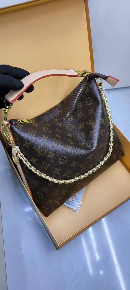 LV

95 dhs✅

with box
🎁🎁🎁

Zain203
♥️♥️♥️