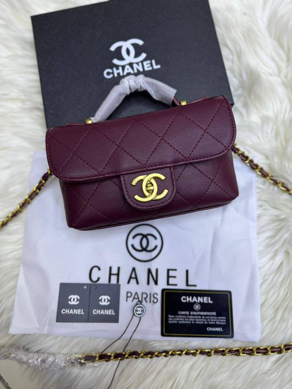 🌟 Chanel 25K
1️⃣ First quality +🎁
Size : 20 * 15 cm

90 dhs🪙🌨️

with box 
🎁🎁🎁

Zain115
♥️♥️♥️