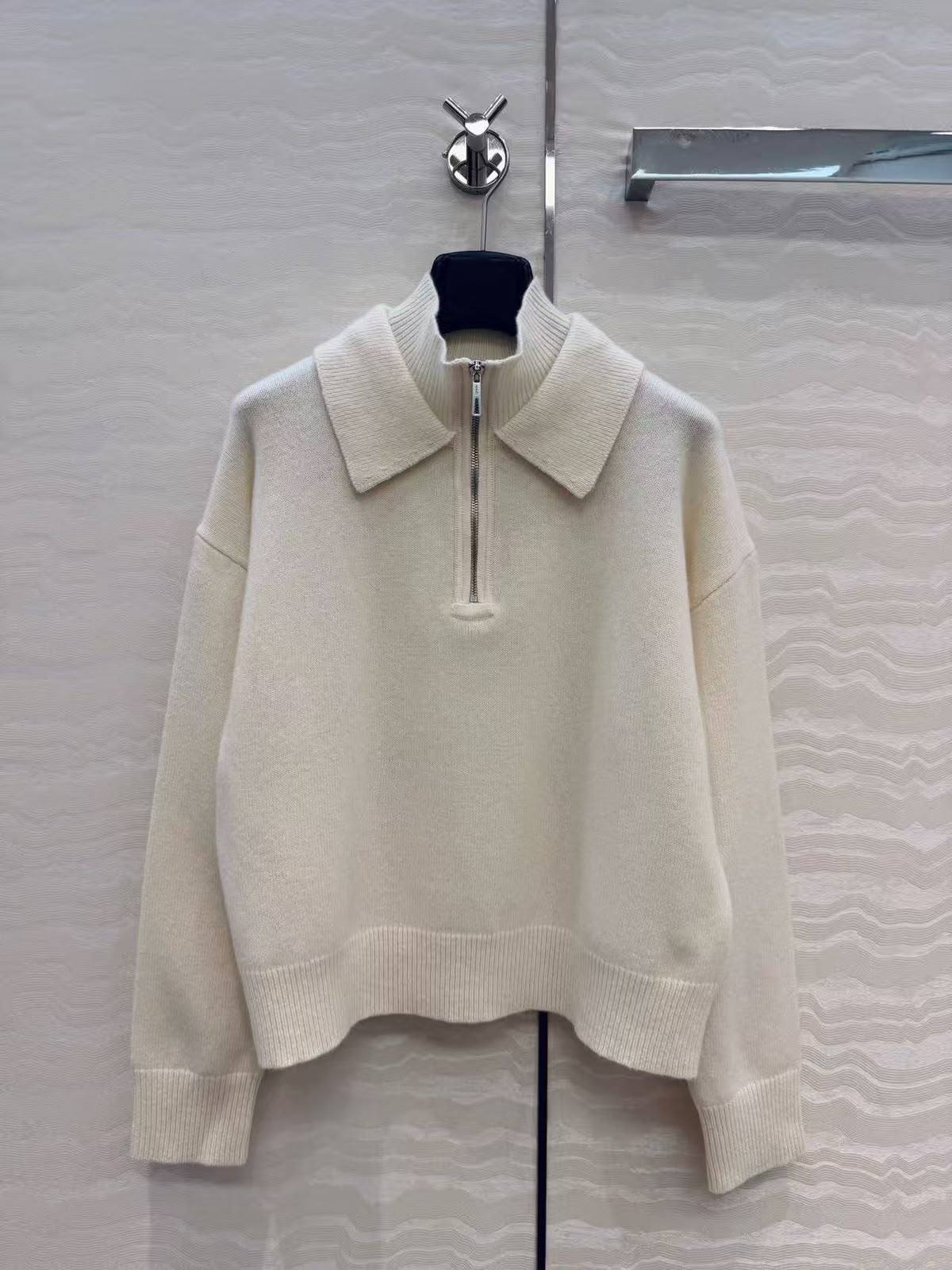 HERMES NEW

 VIP QUALITY 

CASHMERE

Size : 36-38-40-42

600 dhs🇦🇪🇦🇪

Zain287
♥️♥️♥️