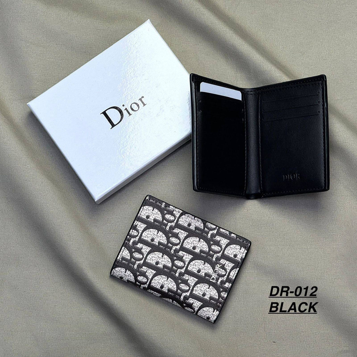 Wallets

Dior
Mont blanc
Fendi
Goyard
LV
Cartier
D&G

70 dhs🇦🇪🇦🇪

Zain182
♥️♥️♥️