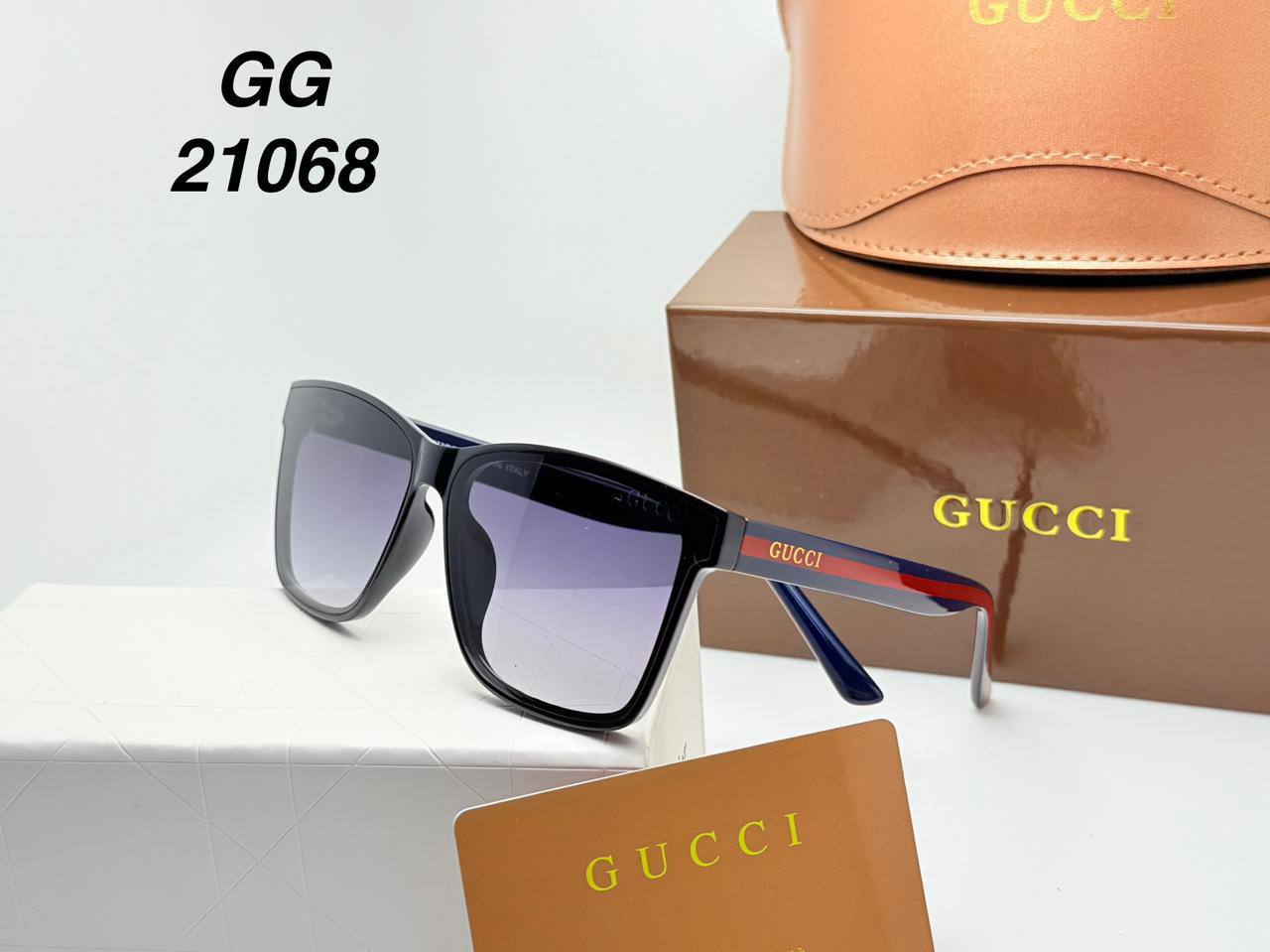 Sunglasses
70 dhs❣️

Zain126
♥️♥️♥️