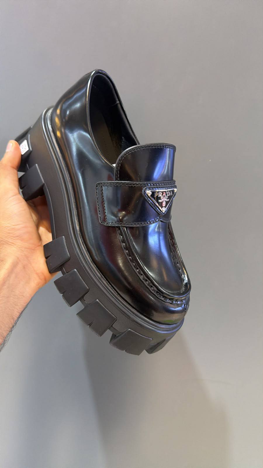 Super master 
Prada
Celine 
Valentino
Chanel

450 dhs
36-41

Zain171
♥️♥️♥️