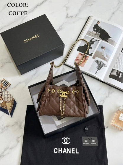 Chanel 𝟐𝟓 ʜᴏʙᴏ
sʜᴏᴜʟᴅᴇʀ ʙᴀɢ
ɢᴏʟᴅ ʜᴀʀᴅᴡᴀʀᴇ
ᴡɪᴛʜʙᴏx
🎁🎁🎁

ʟᴇᴀᴛʜᴇʀ
sɪᴢᴇ:𝟐𝟎ᴄᴍ
110 dhs✅

Zain56
♥️♥️♥️