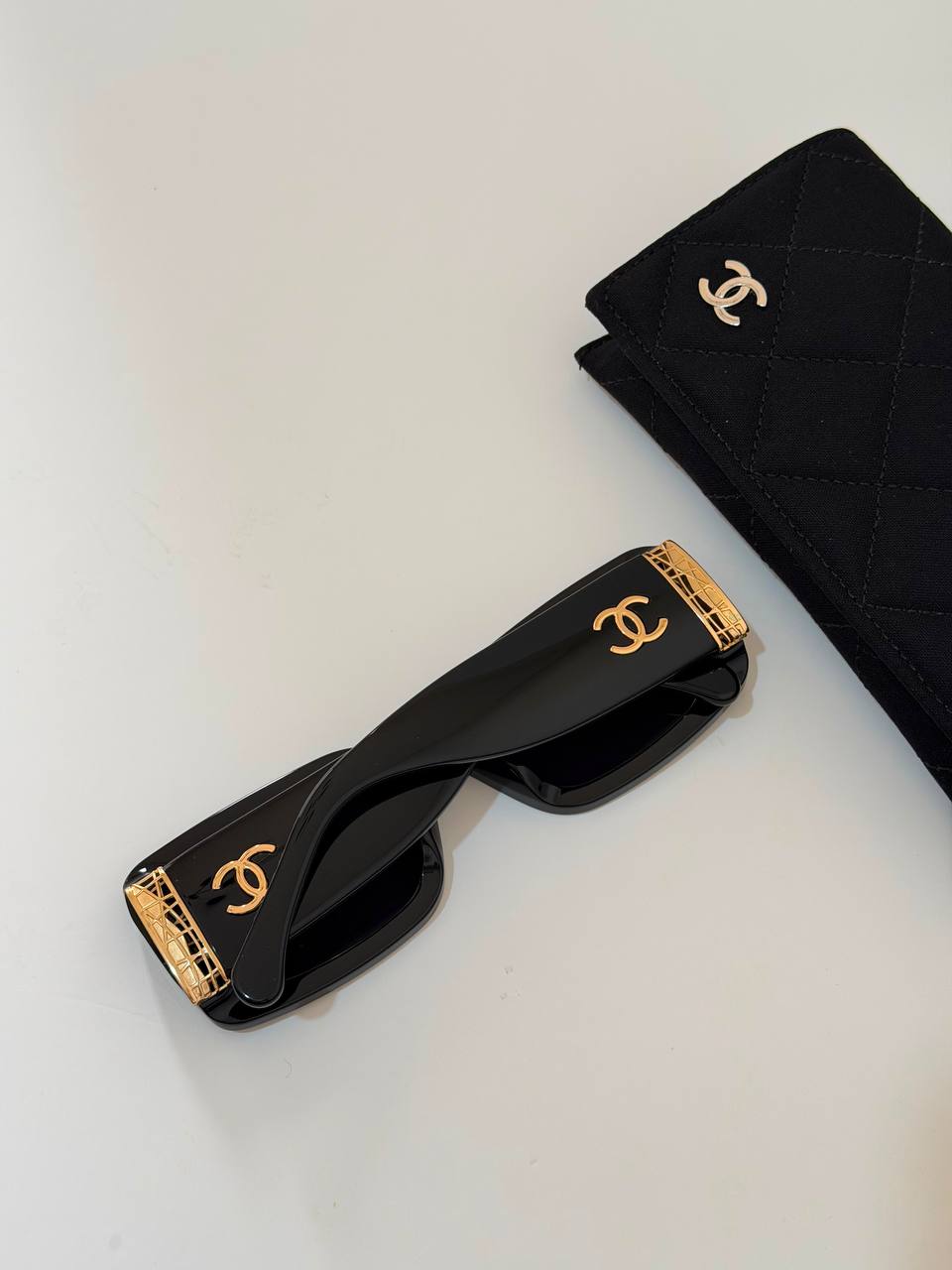 Chanel
“𝑳𝒂𝒅𝒚’𝒔”💃🏻
Super master quality🪡✨
New Available☺️
For Price 👇 WhatsApp✅
0568585901 
0507557372
0552275751 Owner Zain 👌

Zain165
♥️♥️♥️