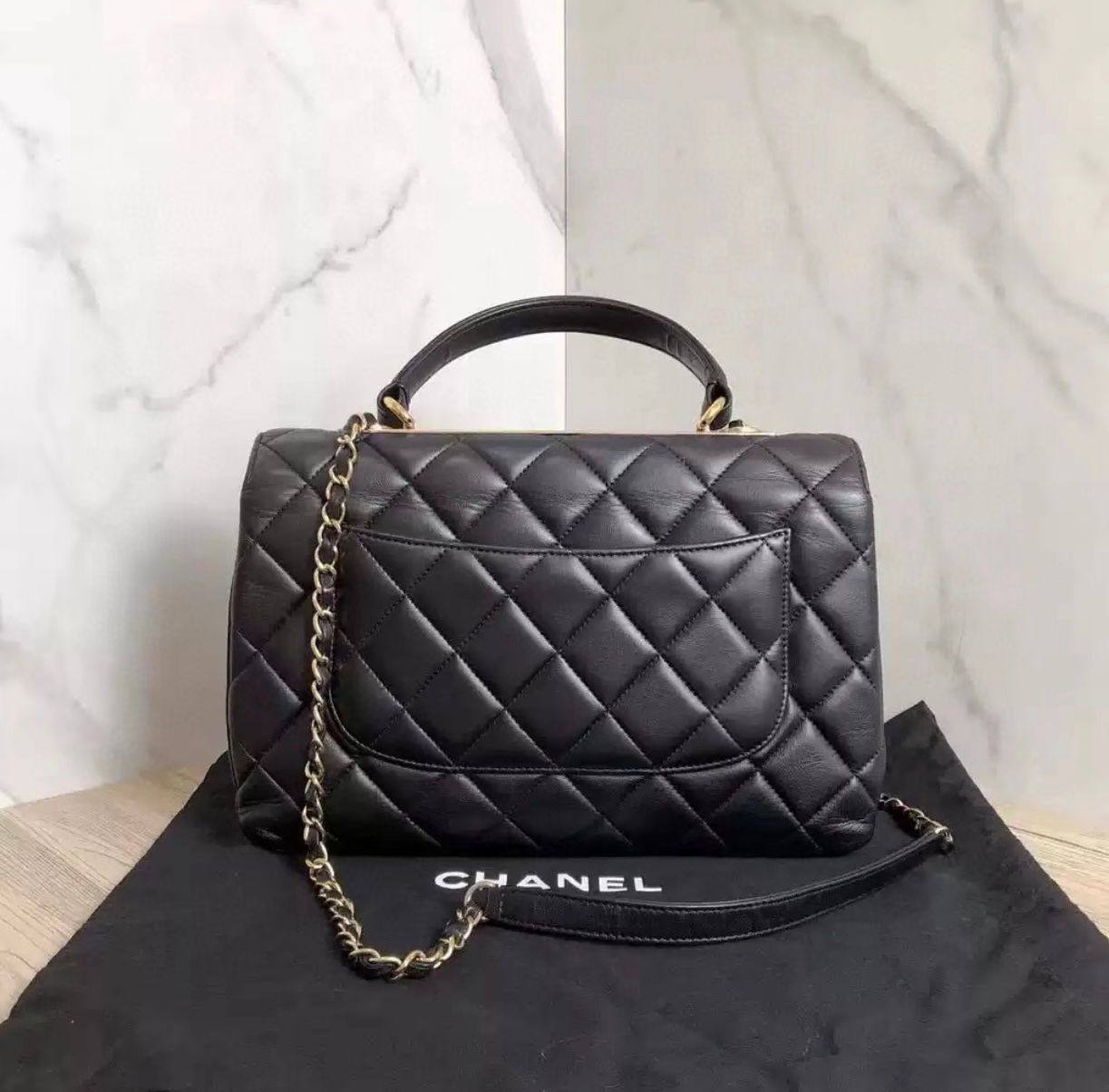 CHANEL
 GOOD QUALITY
110 dhs✅

Zain295
♥️♥️♥️