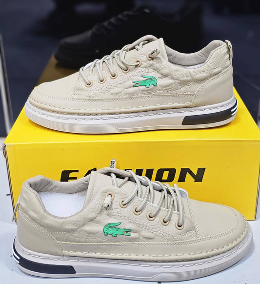 Lacoste
Size 39to45    
50 dhs🪙🪙

Zain163
♥️♥️♥️