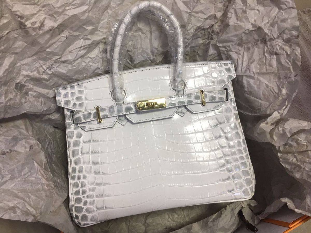 Hermes
good quality, size 30* 23 cm 

115 dhs🗽

Zain12
♥️♥️♥️