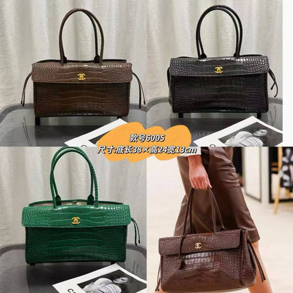 Chanel 🙋🏻‍♀️💕
Master✅✅
38cm🫶🏼🫶🏼 350 dhs🇦🇪🇦🇪

Zain297
♥️♥️♥️