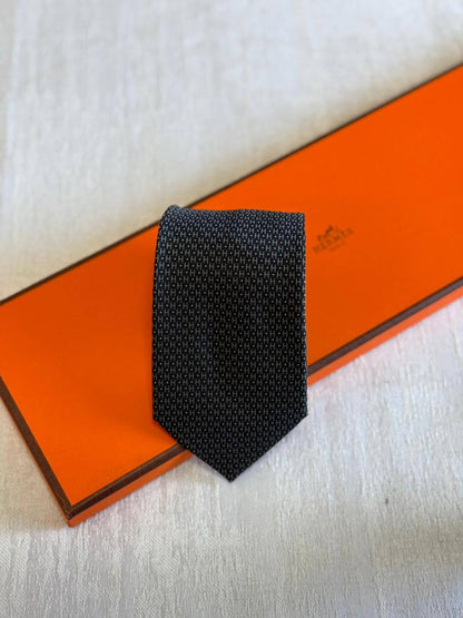 HERMES - LV
*TIE*
*Master quality*
*New collection*
180 dhs✅

Zain179
♥️♥️♥️